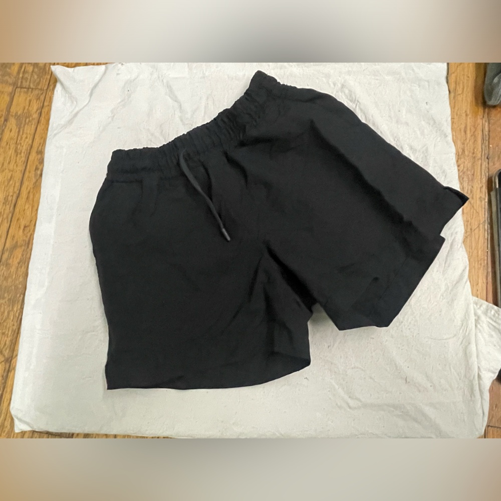 MEC waterproof shorts size youth 10